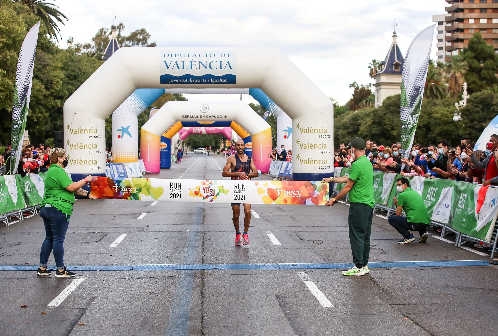 Búscate en la carrera contra el cáncer de València