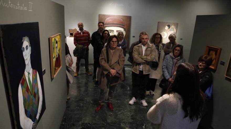 Visita guiada en el Museo Evaristo Valle de Gijón a la exposición de homenaje a Javier del Río