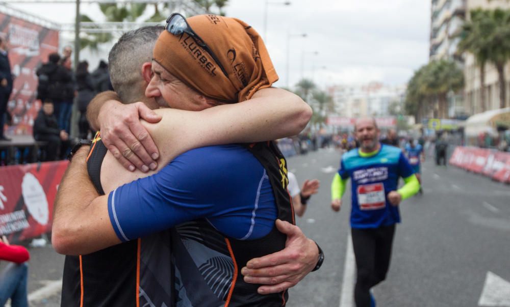 Las mejores imágenes de la 30 edición de la Media Maratón de Santa Pola