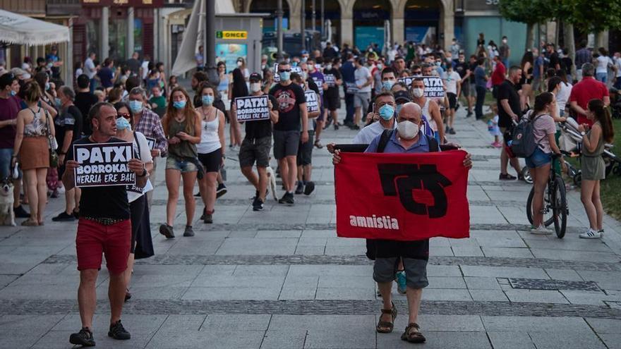 Interior ha aprobado el traslado de tres presos de ETA de cárceles de Extremadura