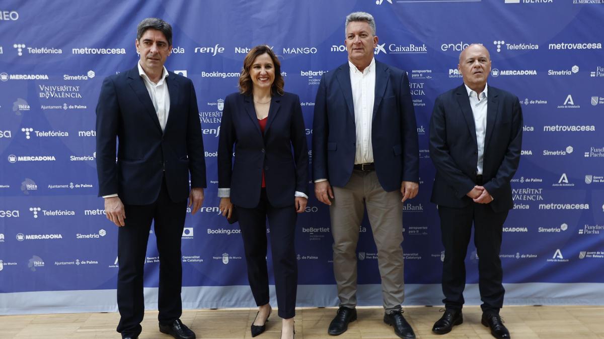 Andrés Sánchez, María José Catalá, Vicente Martínez Mus y Joan Carles Martí, en el CaixaForum.