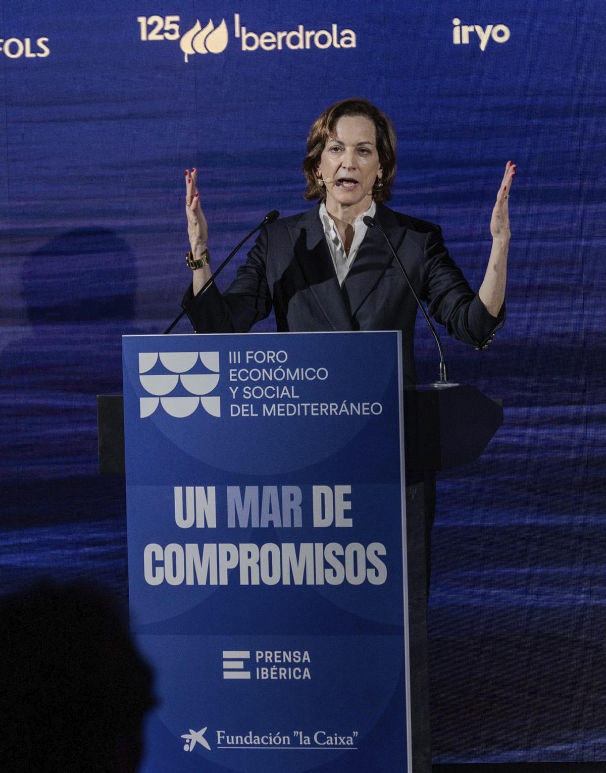 Applebaum: "Trump ha alineat la seva política exterior amb les autocràcies"
