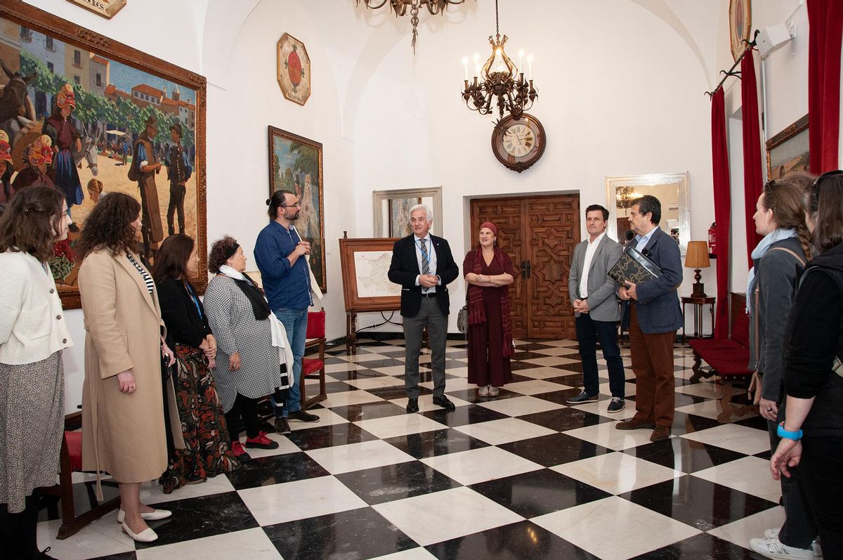 Visita de la delegación europea y el COADE a la Diputación Provincial.