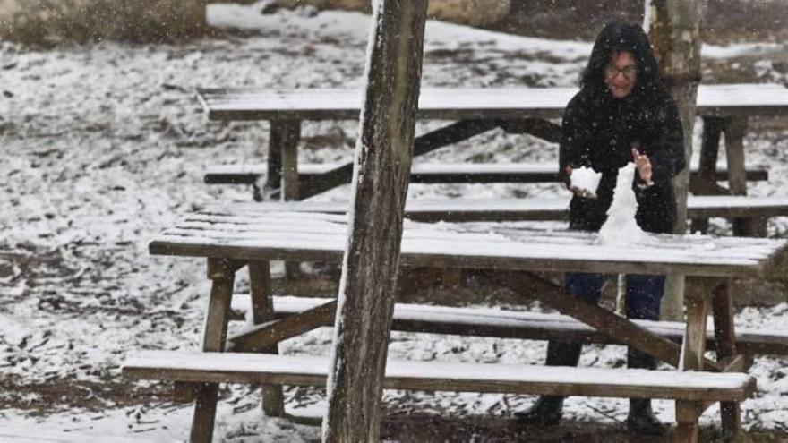 Las nevadas de ayer dan paso al anticiclón mañana