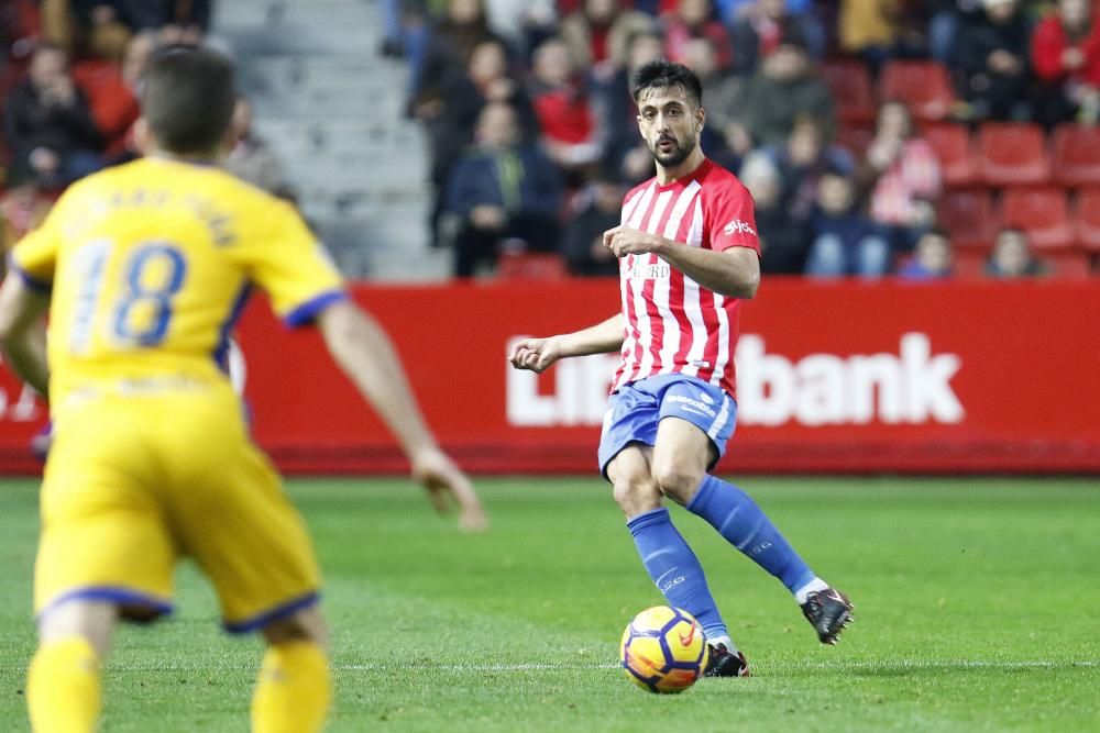 El partido entre el Sporting y el Alcorcón, en imágenes