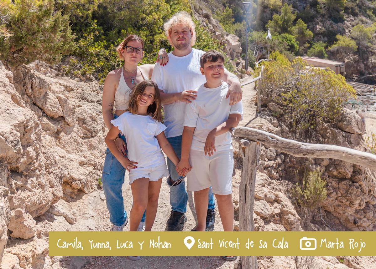 Un calendario benéfico de Ibiza para rendir homenaje a los hermanos de los niños con diversidad funcional