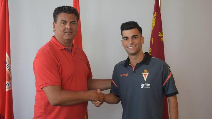 El Real Murcia ata una nueva perla