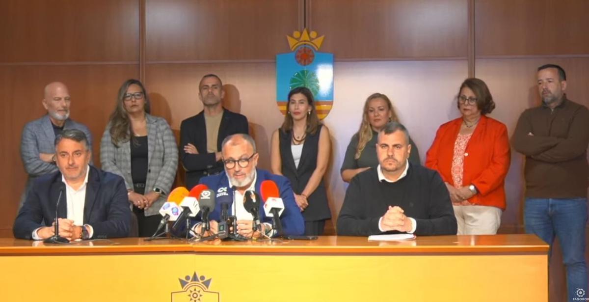 El grupo de gobierno de Santa Lucía de Tirajana, este sábado en rueda de prensa para el nuevo reparto de áreas de gobierno