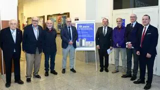 Filosofía celebra os 50 anos da facultade coa ollada no futuro