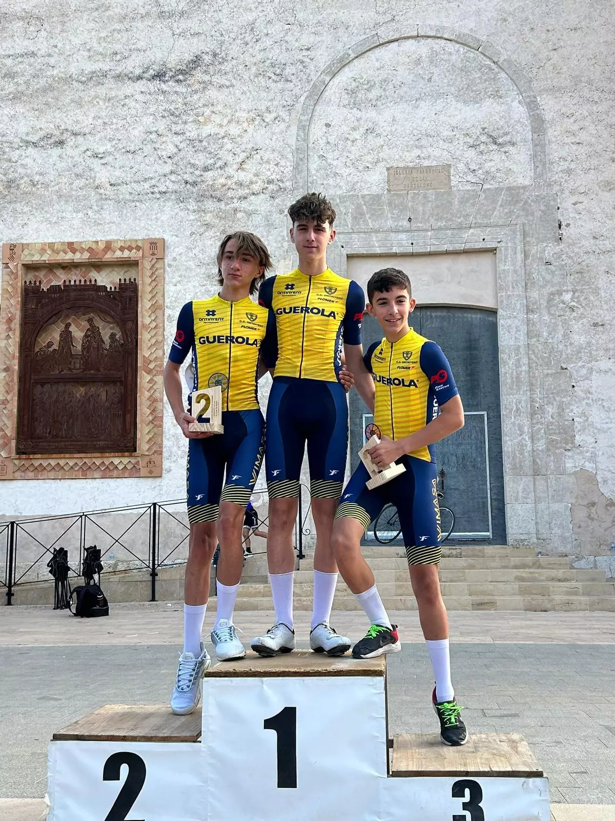 El Ontinyent CC copa el podio de infantiles del II Trofeu Escoles Ciclsme El Camp de Mirra