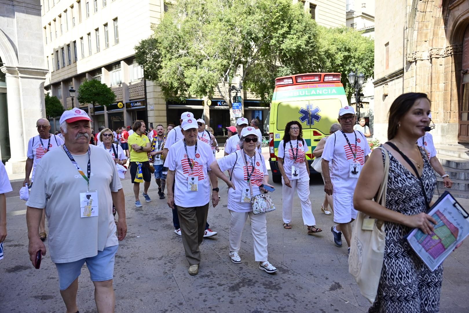 Galería | Un millar de peñistas toman Castellón