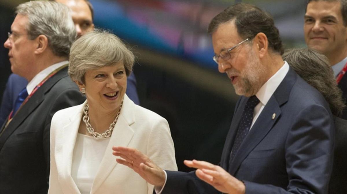 Rajoy pide un esfuerzo de entendimiento a Sánchez.