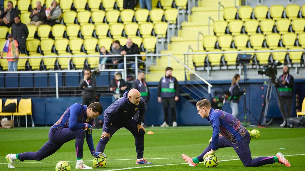 Así entrenan los porteros del Barça Joan Garcia y Szczęsny