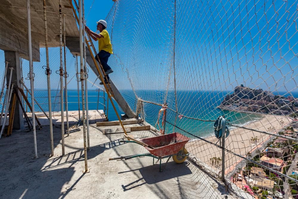 El sector de la construcción y promoción en la provincia de Alicante es sin duda uno de los más potentes de nuestro tejido productivo.