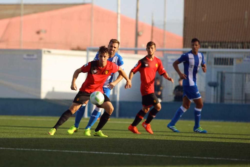 Der mallorquinische Fußball-Drittligist Atlético Baleares hat am Samstagabend (27.8.) gegen die Filialmannschaft von Real Mallorca mit 2:1 gewonnen.