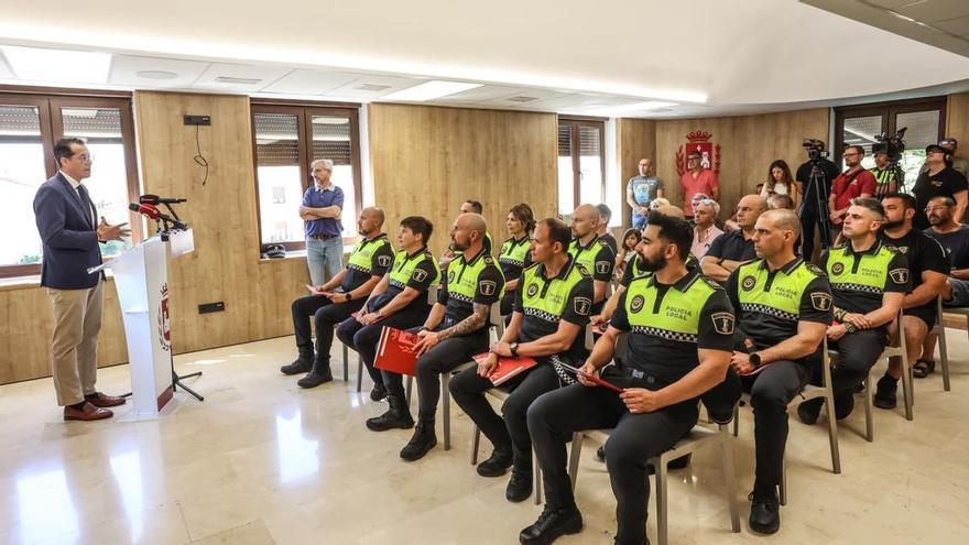 Elda suma 11 nuevos policía locales y eleva la pla