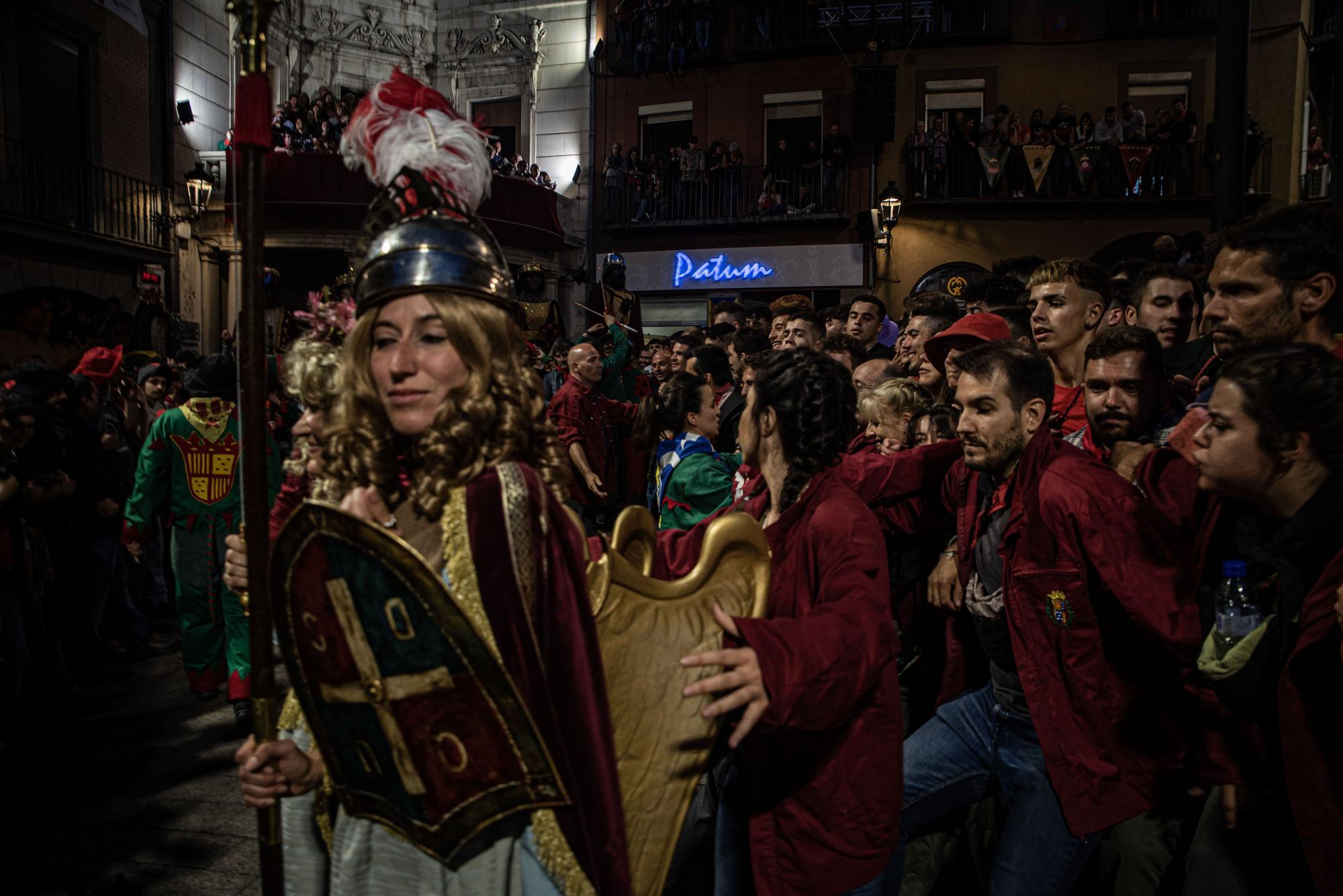 EN FOTOS | Berga salta la Patum Completa