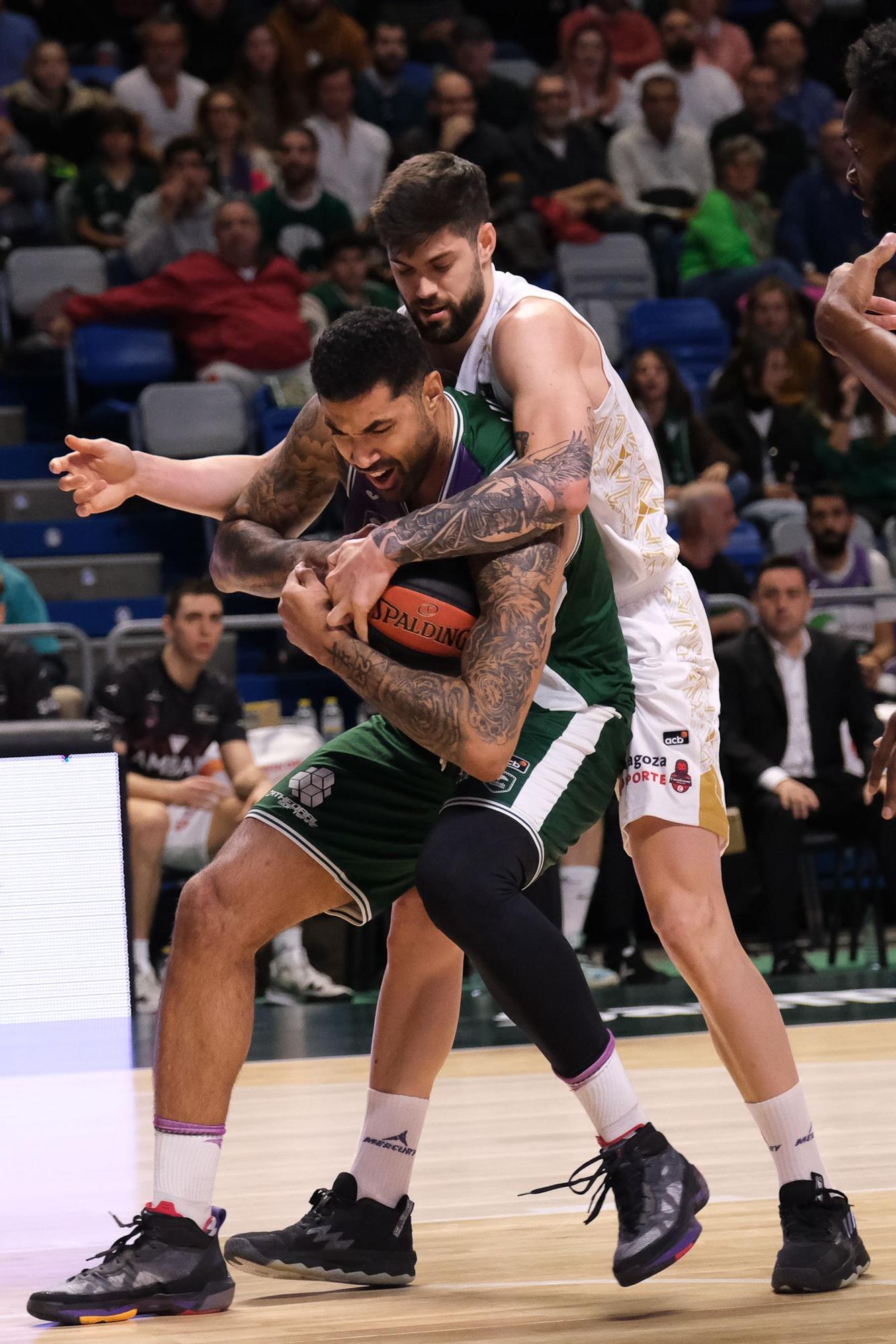 El Unicaja - Casademont Zaragoza de la Liga Endesa, en imágenes