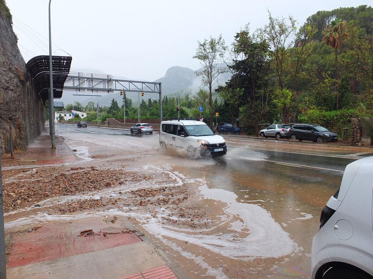 Los efectos de la DANA en Port Sóller, en imágenes