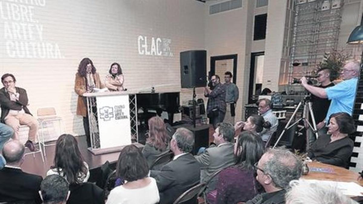 Asistentes al acto de presentación de la nueva entidad CLAC en el restaurante ARTTE de Barcelona, el jueves.