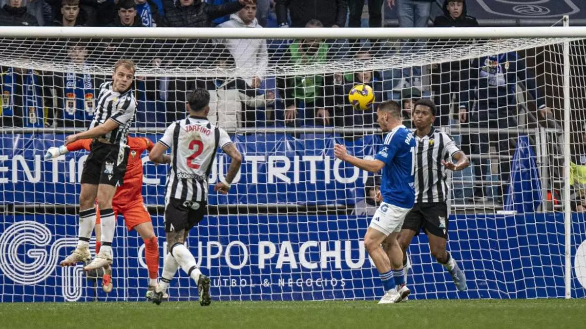 Alemao amarga el debut de Plat en el Castellón en el descuento