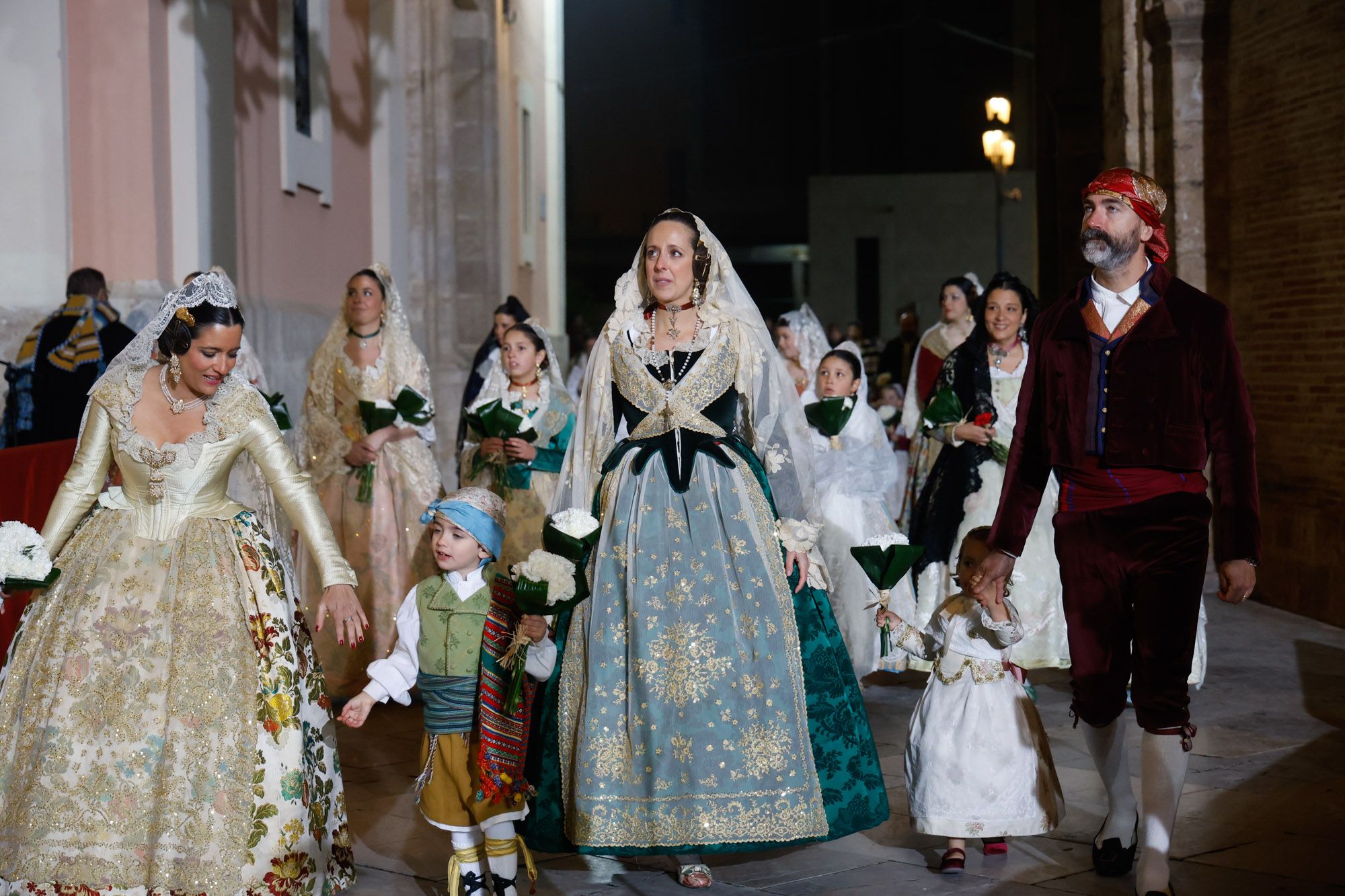 Todas las fotos de la Ofrenda del 17 de marzo por la calle de la Paz de 21:00 a 22:00 horas