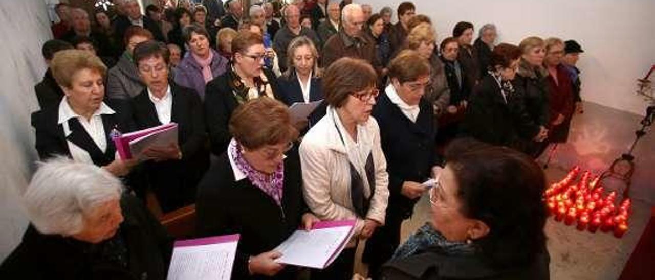 Una misa de San Benito del 21 de marzo en la capilla. // Bernabé/Gutier