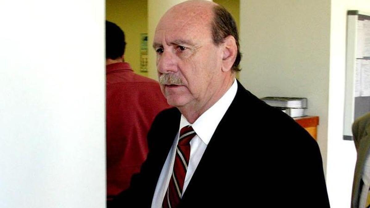 Vicent Pérez Devesa.