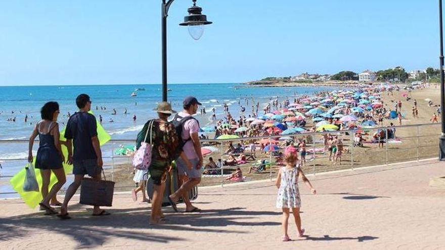 Guía para este verano: Con chanclas y ojo a la brisa en las playas de Castellón