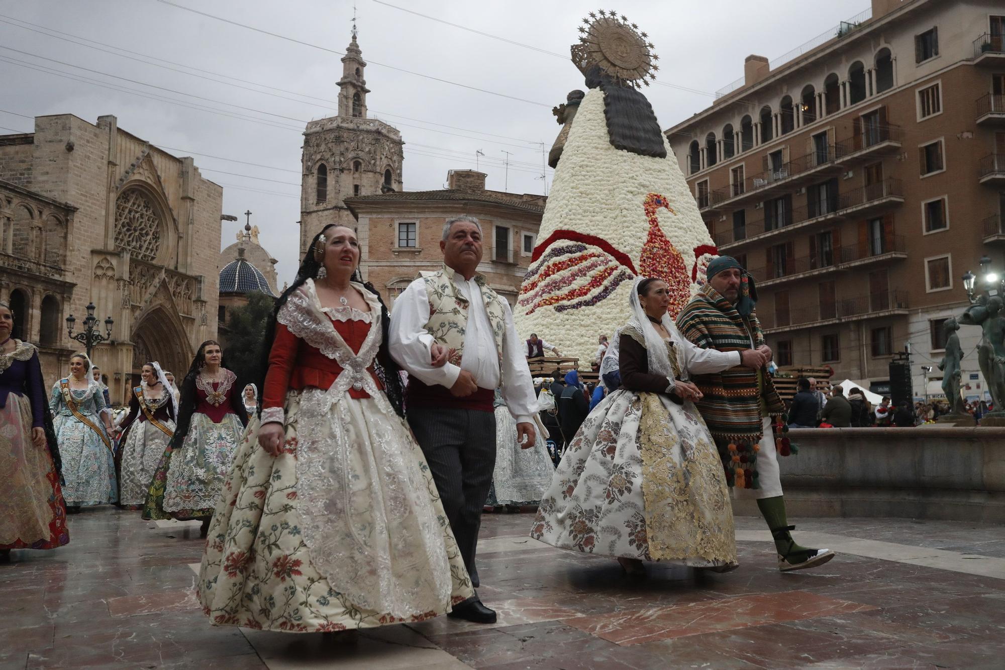 Búscate en el segundo día de ofrenda por la calle de la Paz (entre las 18:00 a las 19:00 horas)