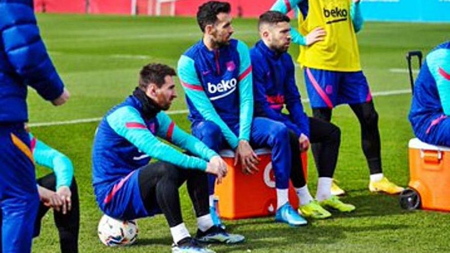 Messi, Busquets i Alba en l&#039;entrenament d&#039;ahir.