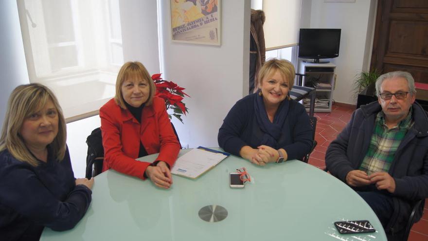 Reunión del alcalde con la diputada.