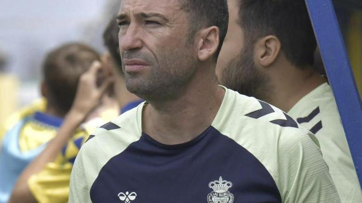 Valentín y la perla Rafa Cruz contra el Celta en el Anexo