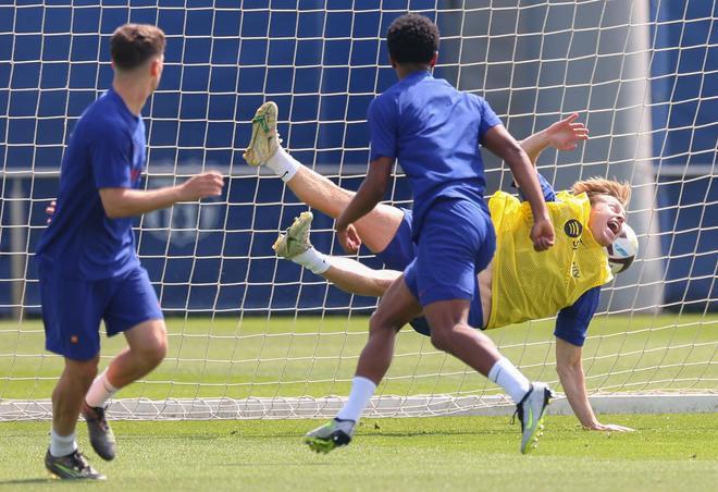 Las divertidas anécdotas del último entrenamiento del Barça