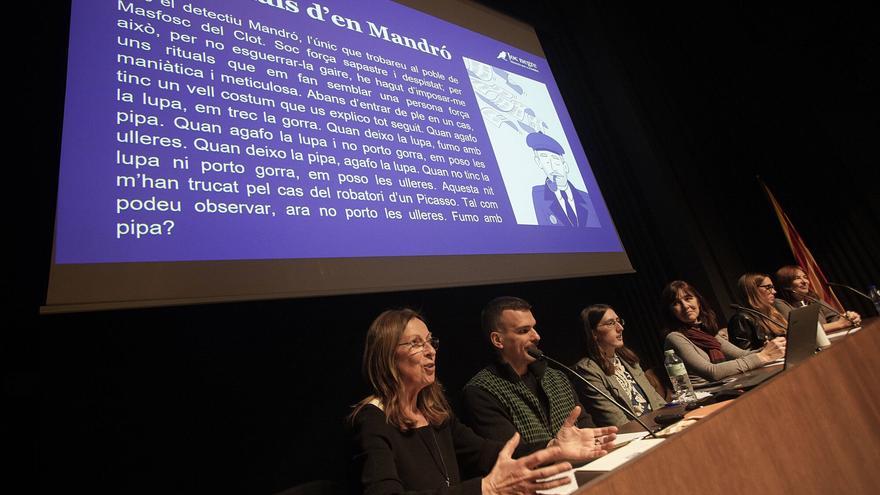 Les imatges de la presentació del llibre dels lingüistes de la UdG