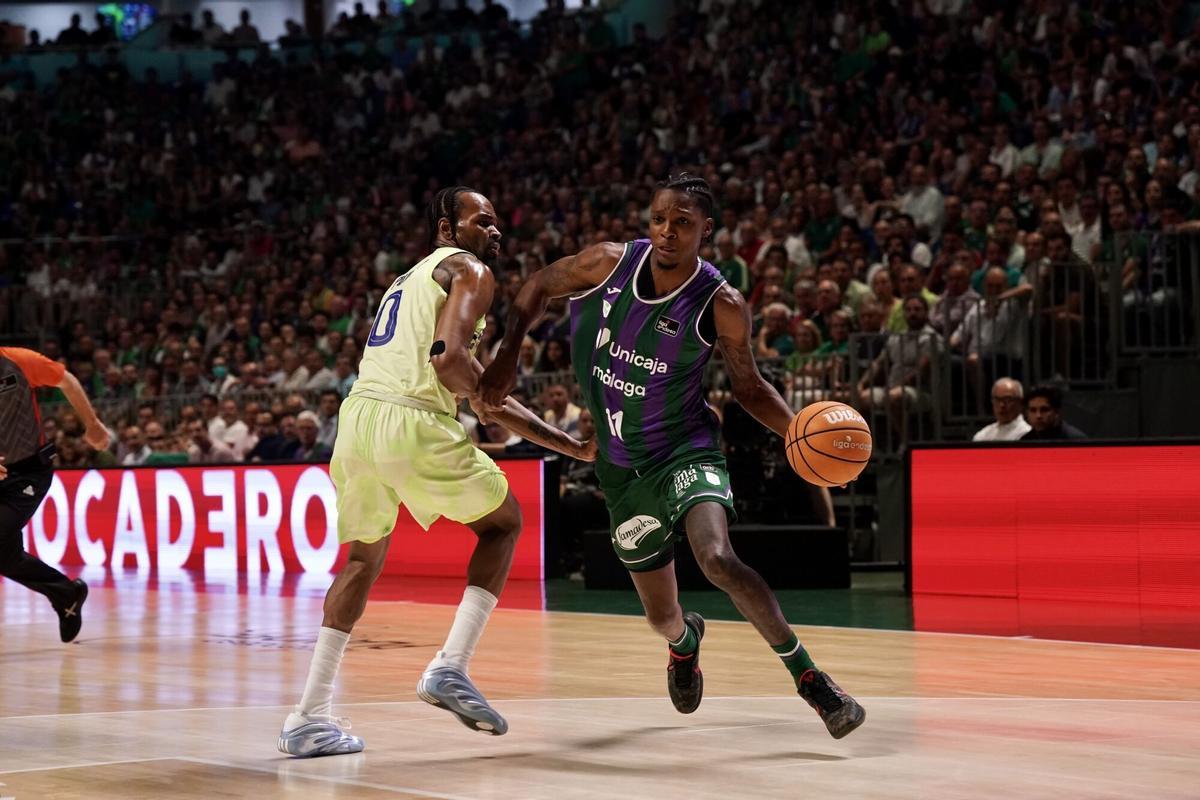 Cuartos de final de la Liga Endesa entre el Unicaja y el Barça