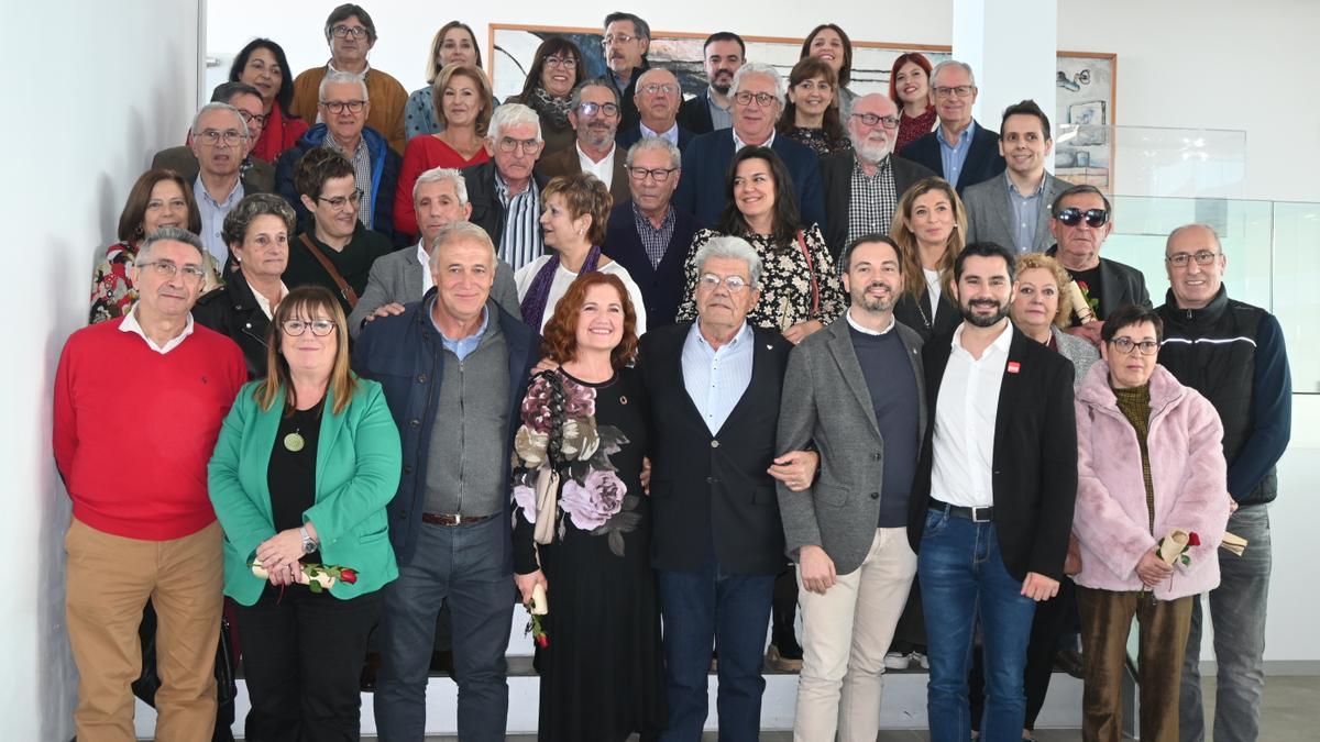 El PSPV brinda un homenaje a todas las candidaturas socialistas desde 1979.