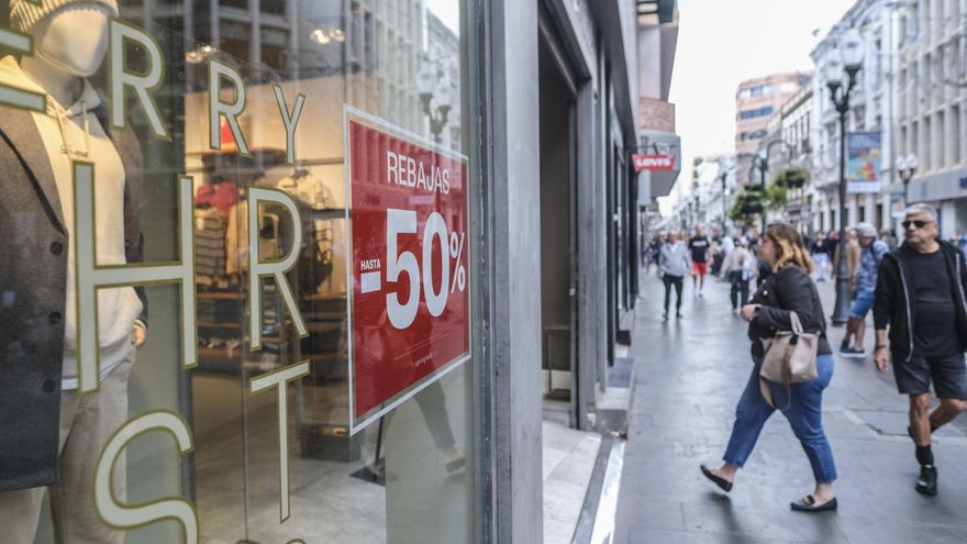 Empiezan las rebajas de verano 2025 : lo que debes saber si quieres conseguir las mejores gangas