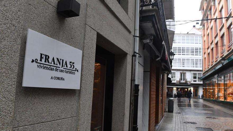 Solo 14 concellos carecen de pisos turísticos en plena temporada baja