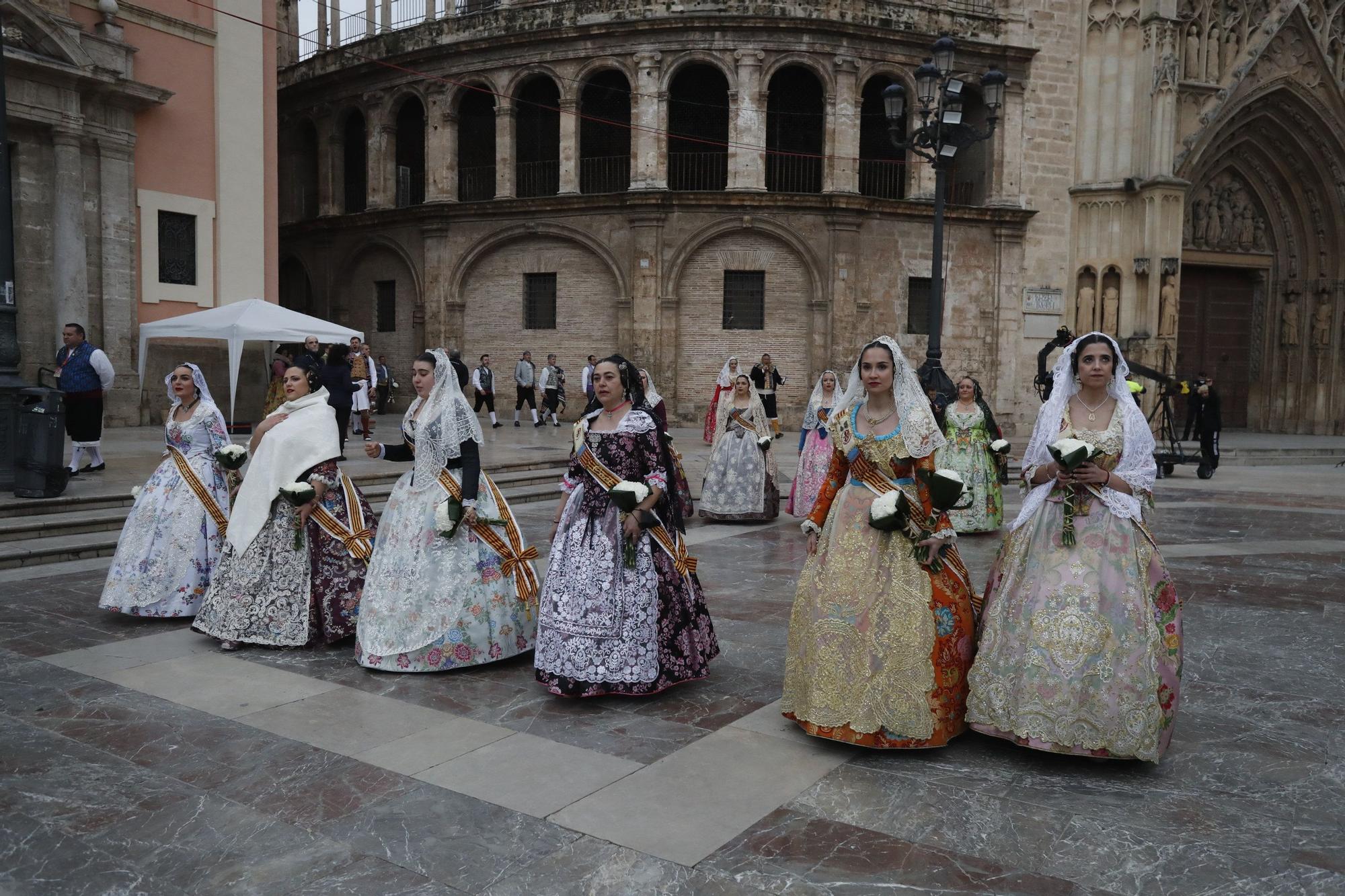 Búscate en el segundo día de ofrenda por la calle de la Paz (entre las 17:00 a las 18:00 horas)