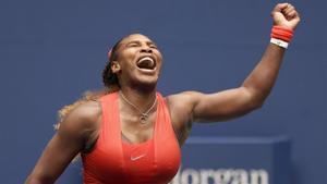  Serena celebra su victoria ante Pironkova.