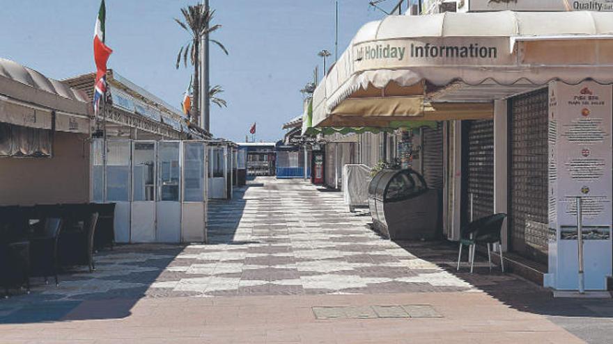 Salvar la temporada turística de invierno es clave para mitigar el golpe. En la imagen, un centro comercial vacío.