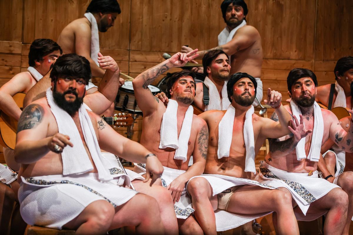 La murga de Roquetas 'Los ahumaos', en la segunda preliminar del COAC 2026 del Carnaval