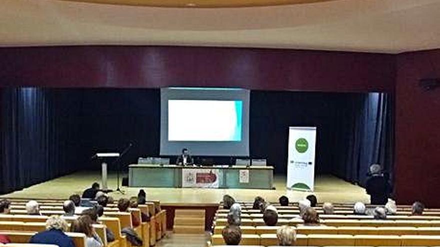 Un momento de la conferencia de Rubén Fernández.