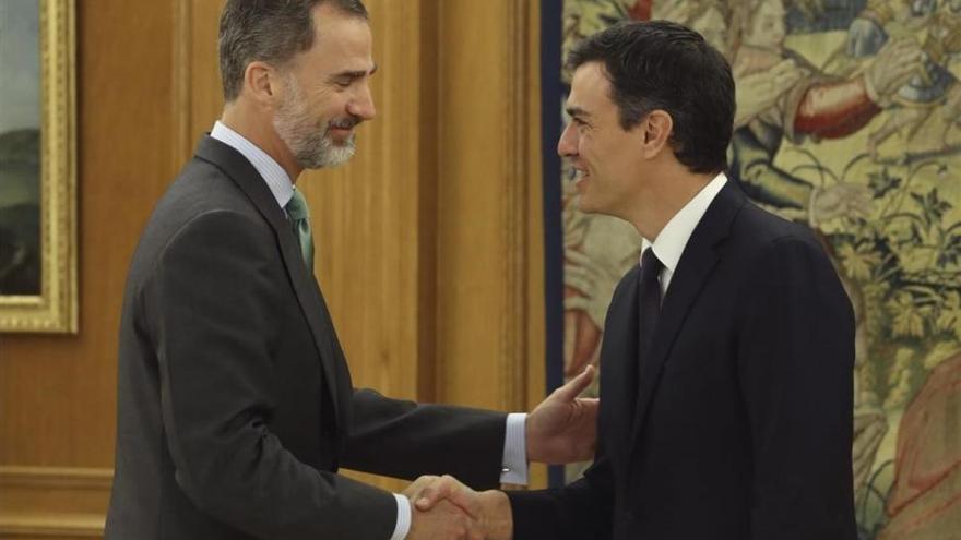 Sánchez urge a Rajoy a impulsar una &quot;solución política&quot; en Cataluña