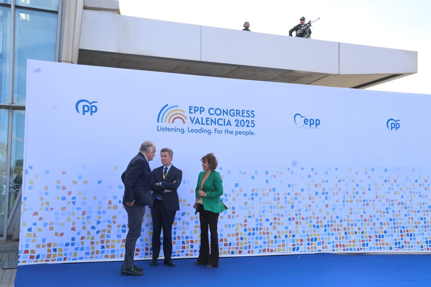 La primera jornada del congreso del PPE en València, en imágenes