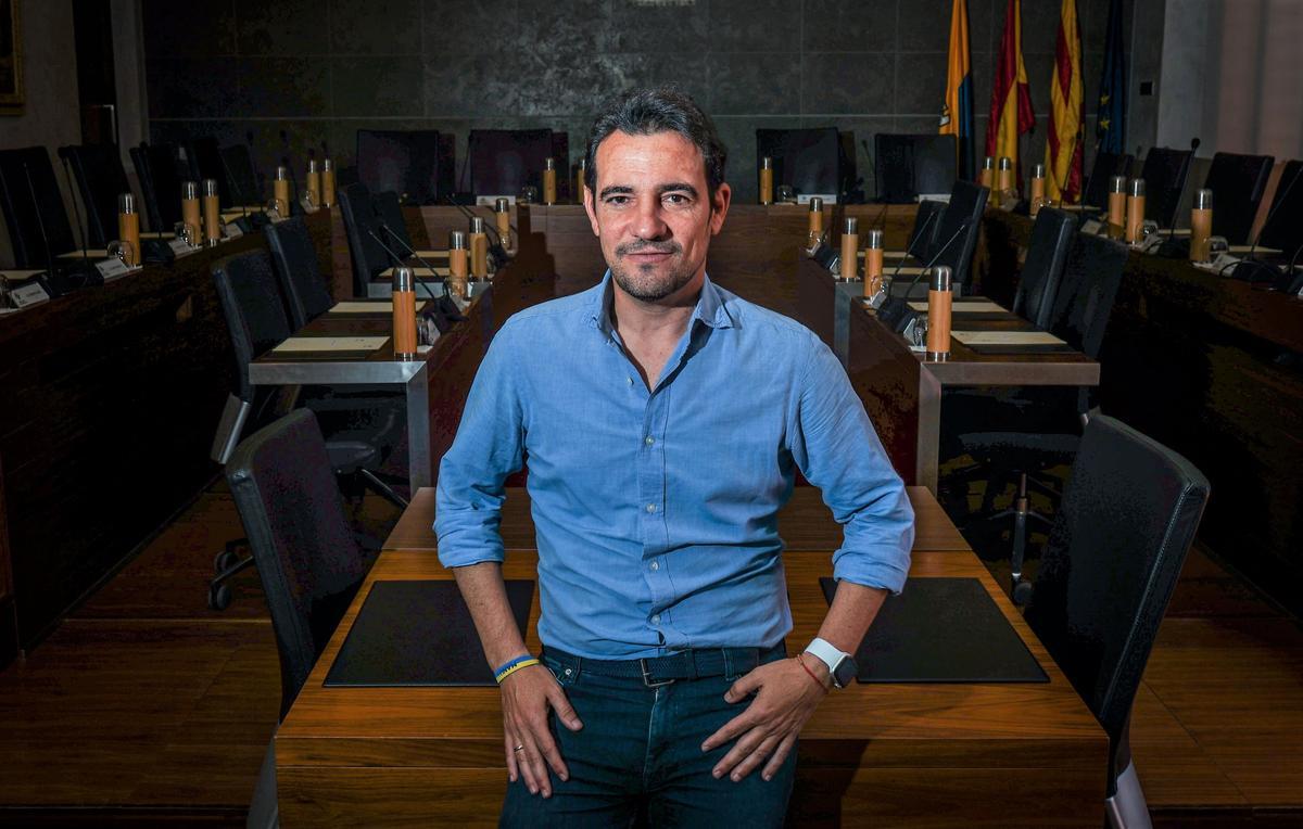 Manu Reyes, alcalde de Castelldefels y presidente del PP en la provincia de Barcelona.