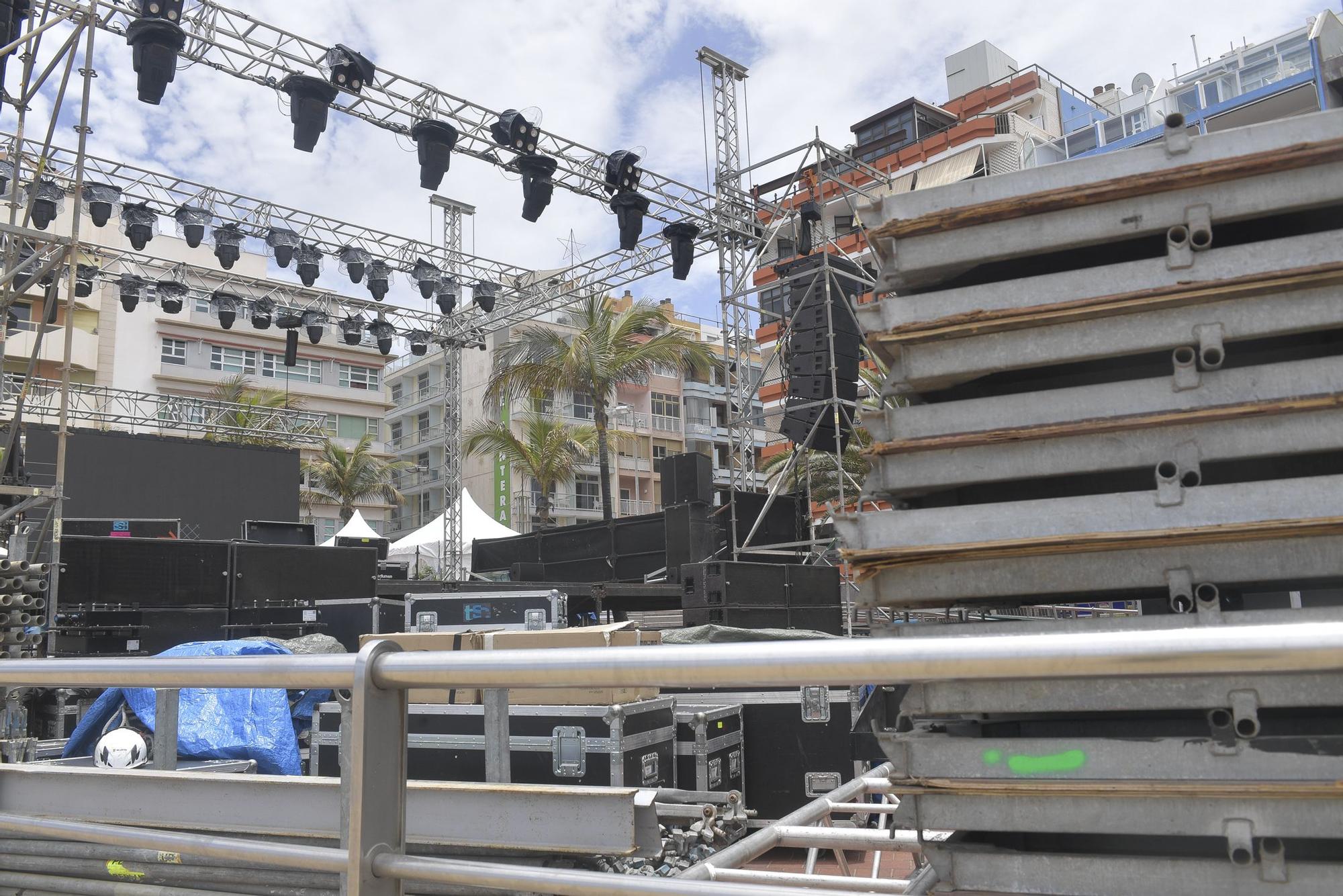 Preparativos para la Noche de San Juan en Las Canteras