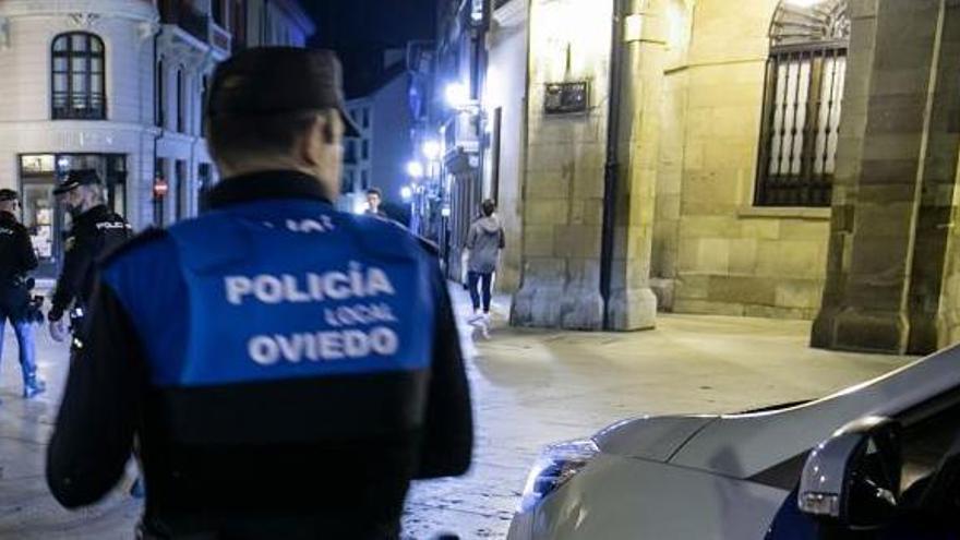 Desalojan una discoteca en Oviedo por permitir bailar en la pista