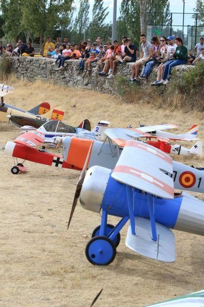 Exhibición de aeromodelismo en Bermillo de Sayago